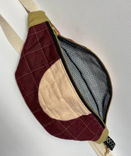 Load image into Gallery viewer, Quilted Linen Fanny Pack
