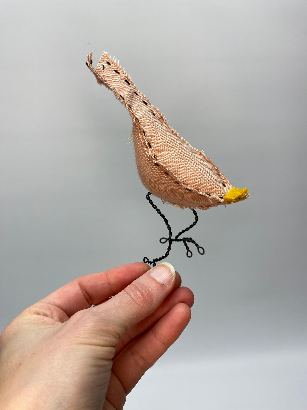 Bird with Wire Legs - Soft Pink